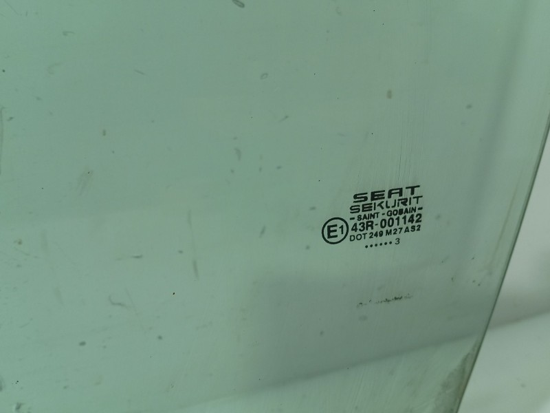 Recambio de luna delantera izquierda para seat ibiza iii (6l1) 1.4 tdi referencia OEM IAM 6L3845201  