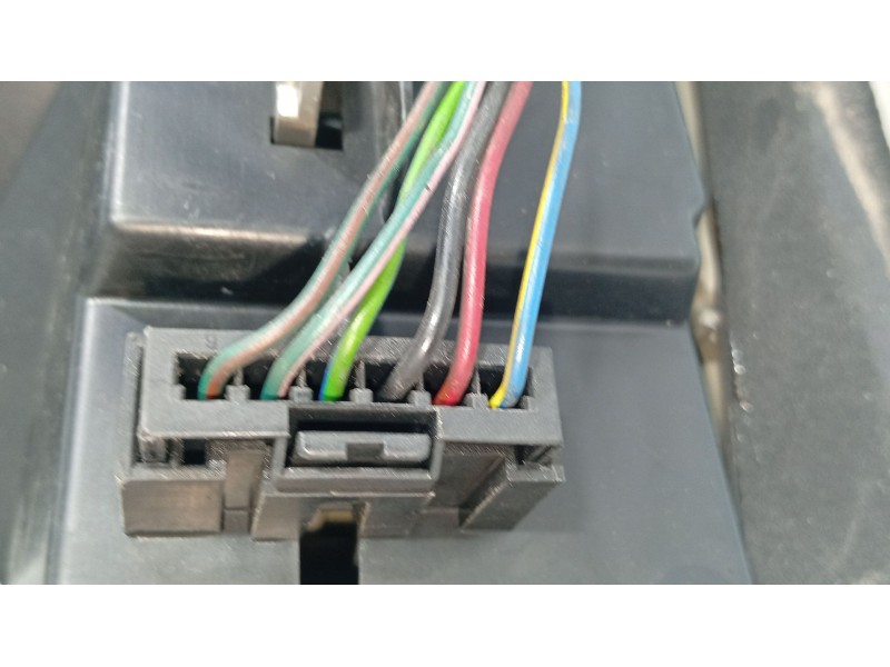 Recambio de piloto trasero izquierdo para rover 75 (rj) 2.0 cdt referencia OEM IAM XFB101310  