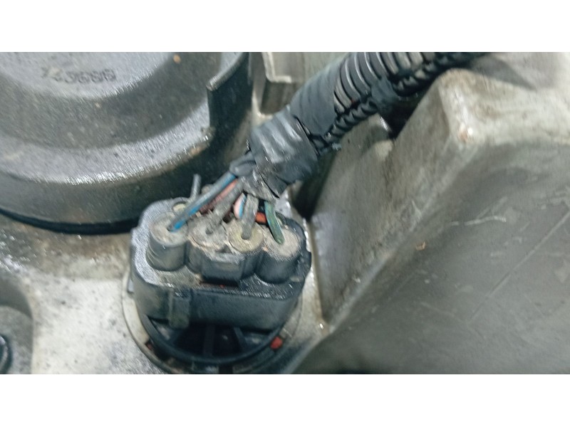 Recambio de faro derecho para rover 75 (rj) 2.0 cdt referencia OEM IAM XBC002561  