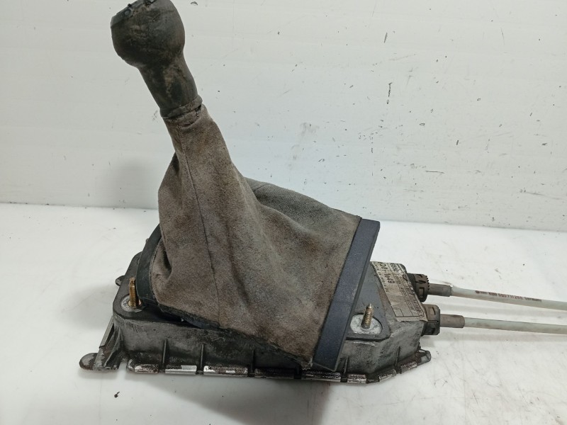Recambio de palanca cambio para seat ibiza iii (6l1) 1.4 tdi referencia OEM IAM 1J0711112E  