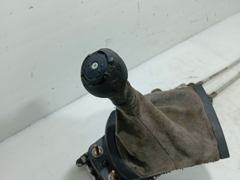 Recambio de palanca cambio para seat ibiza iii (6l1) 1.4 tdi referencia OEM IAM 1J0711112E  