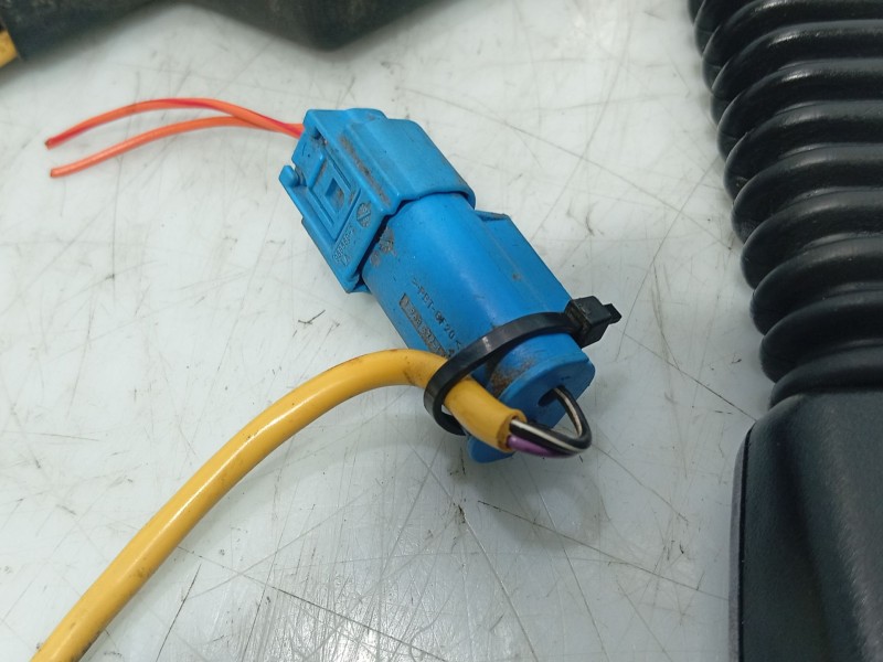 Recambio de anclaje cinturon delantero izquierdo para rover 75 (rj) 2.0 cdt referencia OEM IAM   