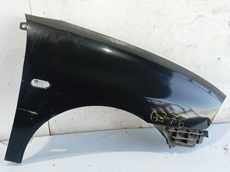 Recambio de aleta delantera derecha para seat ibiza iii (6l1) 1.4 tdi referencia OEM IAM 6L0821022C  