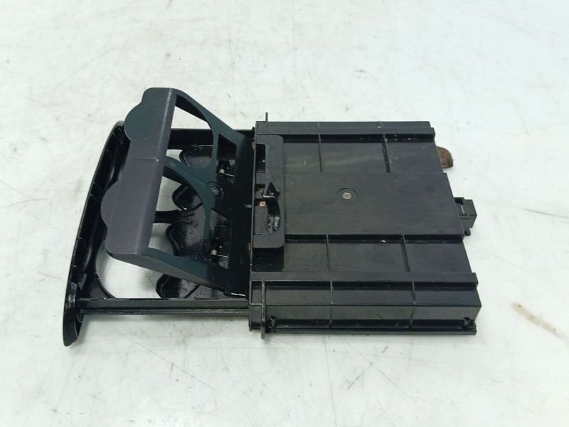 Recambio de moldura para hyundai h-1 / starex autobús (a1) 2.5 td referencia OEM IAM   