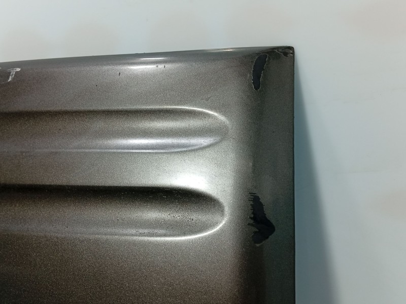 Recambio de moldura para hyundai h-1 / starex autobús (a1) 2.5 td referencia OEM IAM   