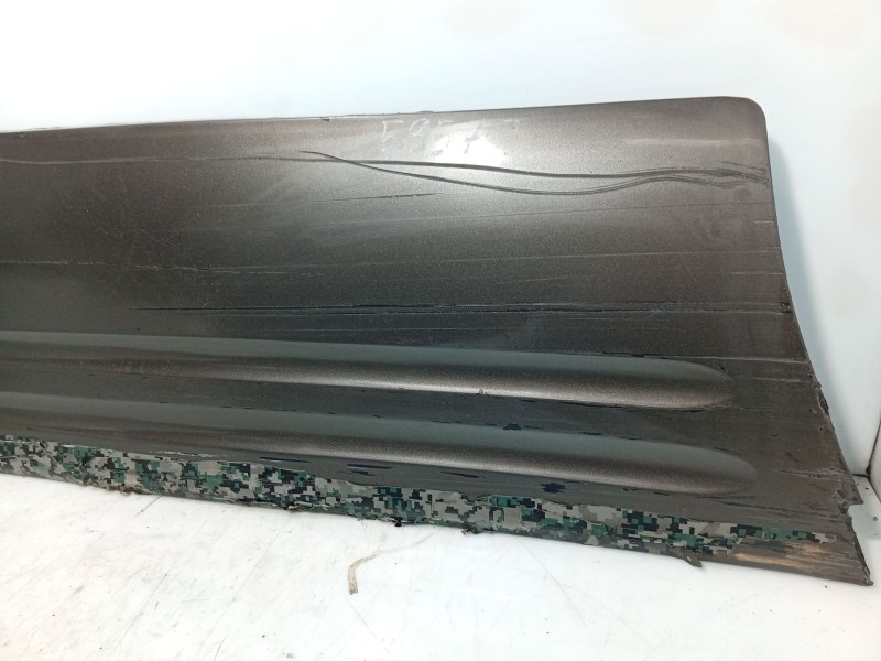 Recambio de moldura para hyundai h-1 / starex autobús (a1) 2.5 td referencia OEM IAM   