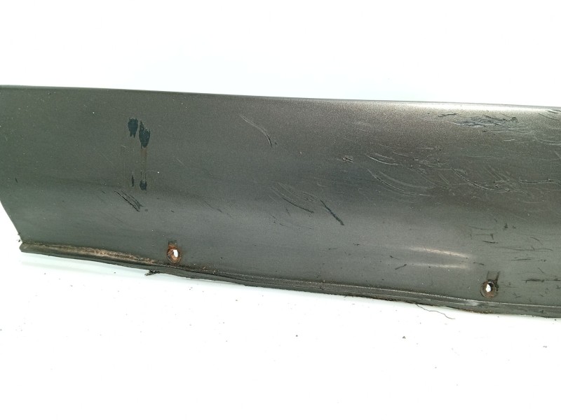 Recambio de moldura para hyundai h-1 / starex autobús (a1) 2.5 td referencia OEM IAM   