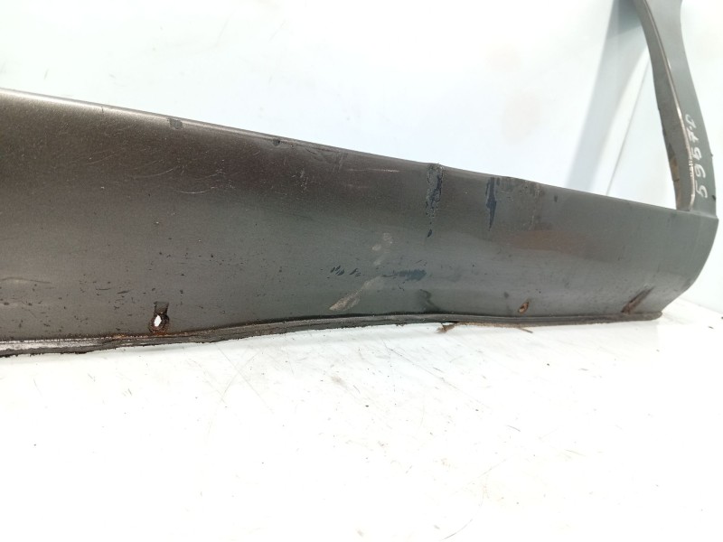 Recambio de moldura para hyundai h-1 / starex autobús (a1) 2.5 td referencia OEM IAM   