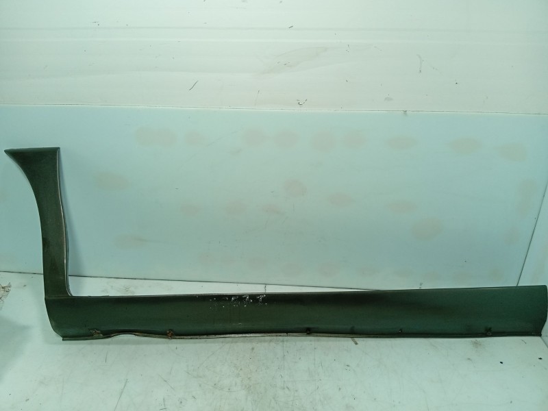 Recambio de moldura para hyundai h-1 / starex autobús (a1) 2.5 td referencia OEM IAM   