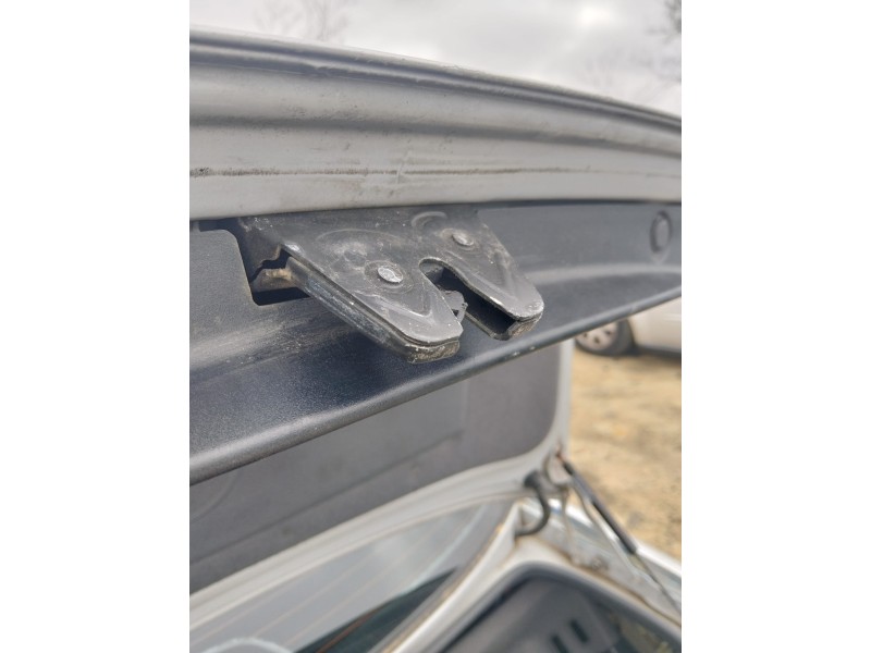 Recambio de cerradura maletero / porton para bmw 5 (e39) 530 d referencia OEM IAM 51248236897  