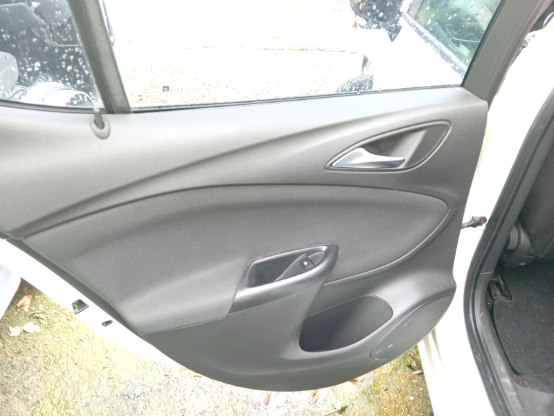 opel astra k (b16) del año 2016