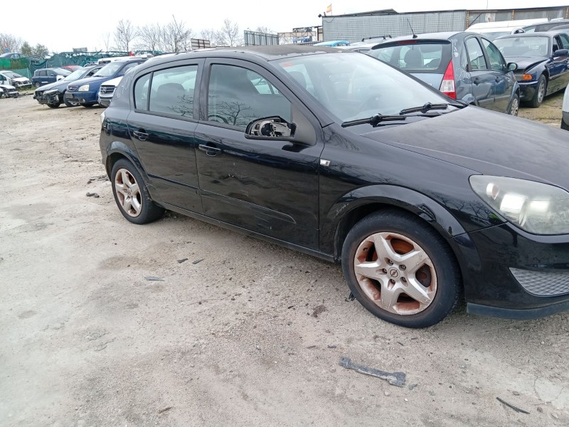 opel astra h gtc (a04) del año 2007