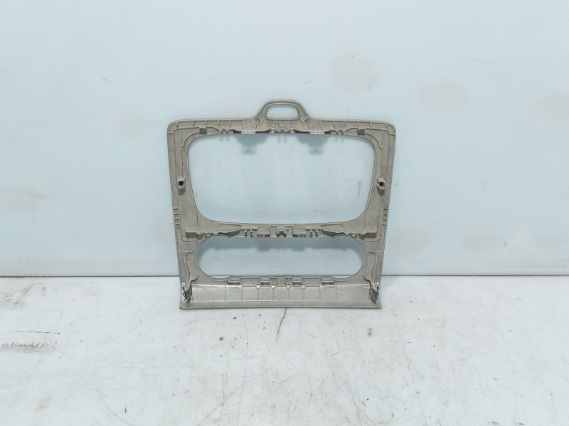 Recambio de moldura para ford focus ii (da_, hcp, dp) 1.6 referencia OEM IAM   