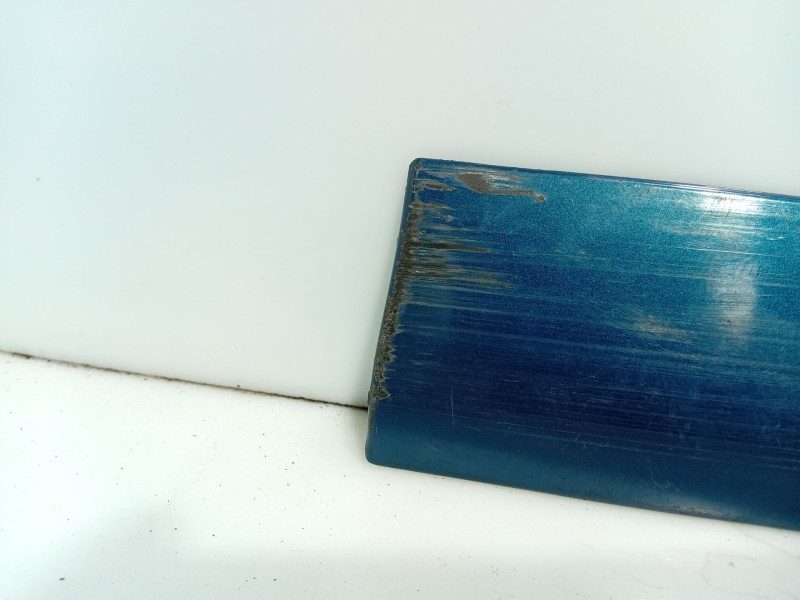 Recambio de moldura para nissan primera hatchback (p11) 2.0 td referencia OEM IAM   