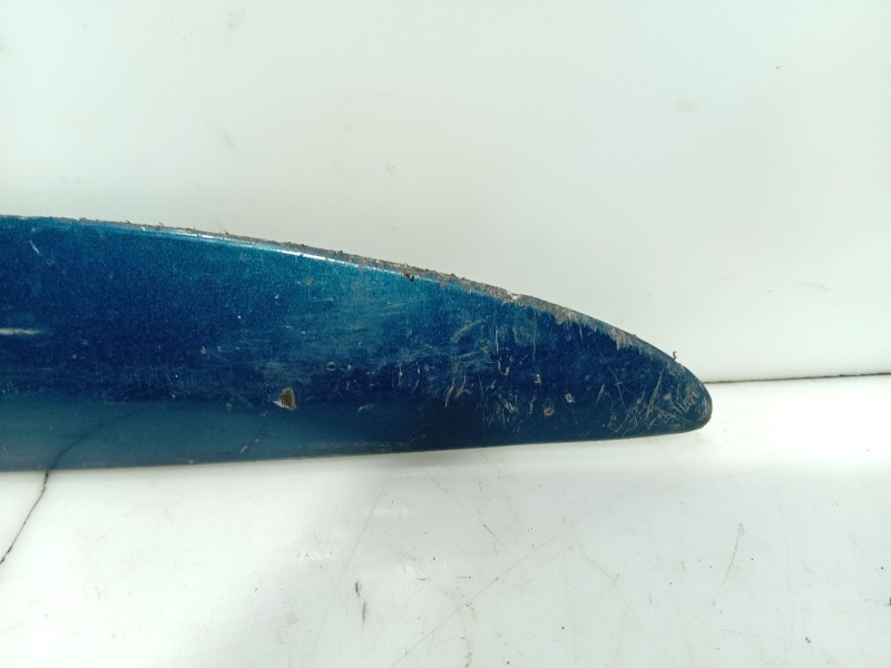 Recambio de moldura para nissan primera hatchback (p11) 2.0 td referencia OEM IAM   