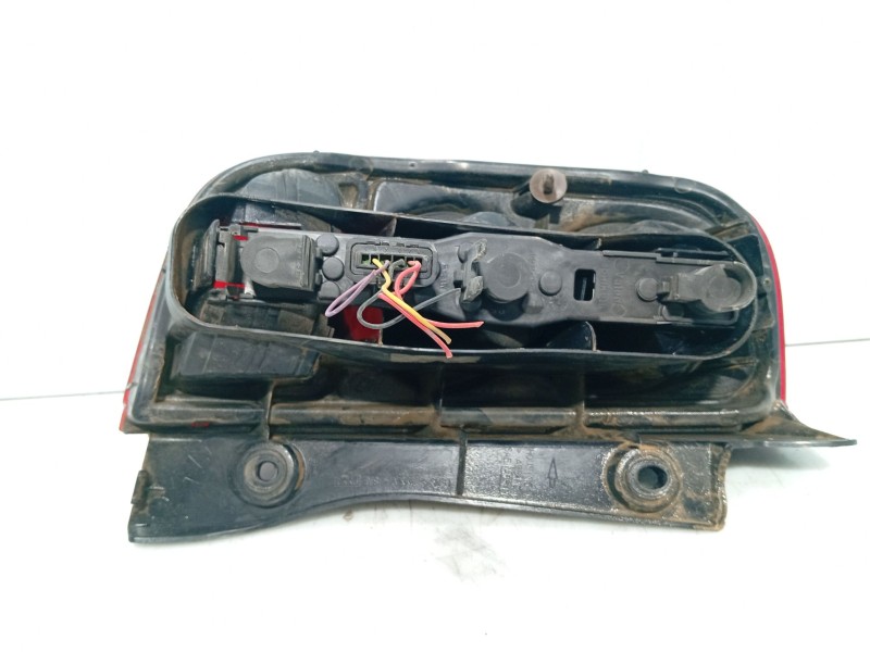 Recambio de piloto trasero derecho para nissan micra iii (k12) 1.5 dci referencia OEM IAM 26550AX720  