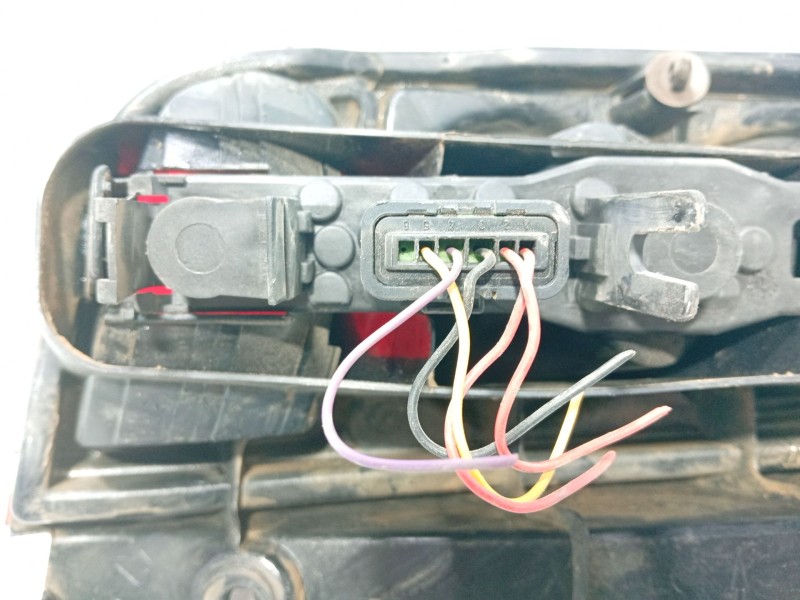 Recambio de piloto trasero derecho para nissan micra iii (k12) 1.5 dci referencia OEM IAM 26550AX720  