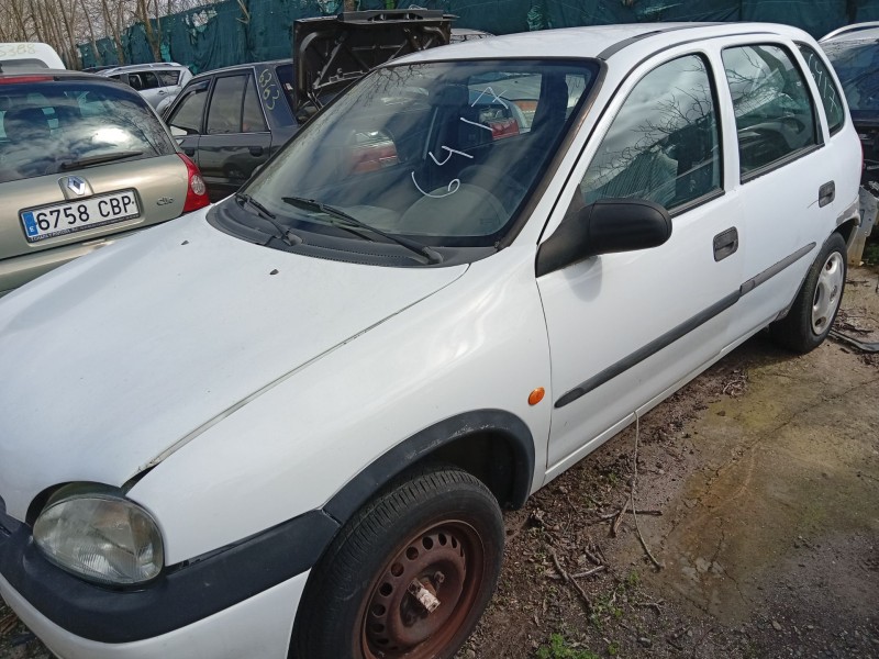 opel corsa b (s93) del año 1997