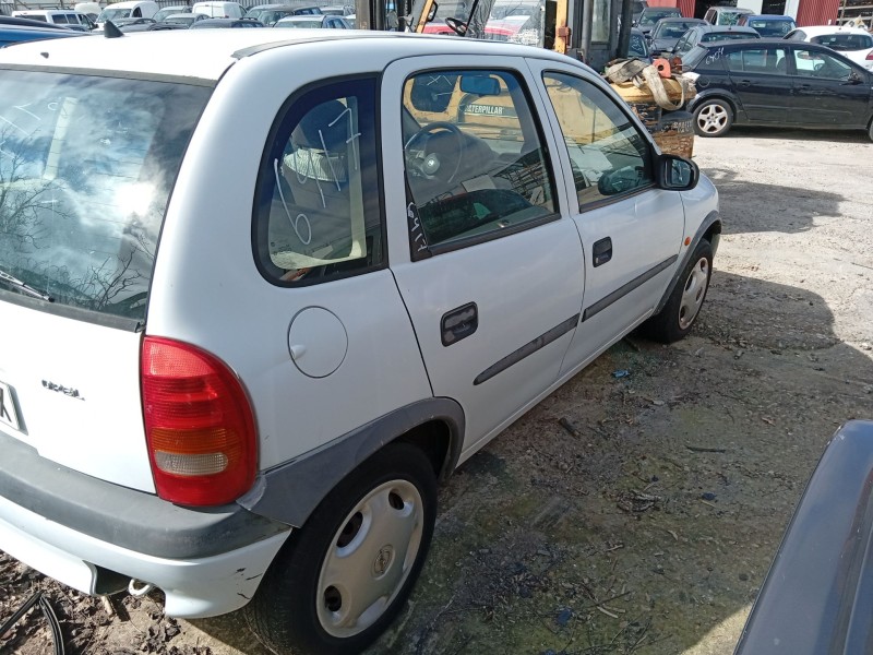 opel corsa b (s93) del año 1997