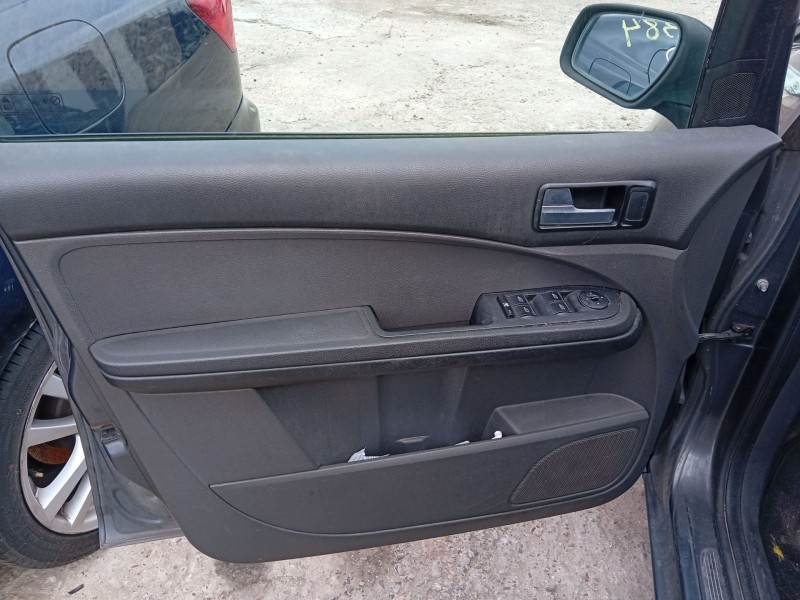 ford focus c-max (dm2) del año 2004