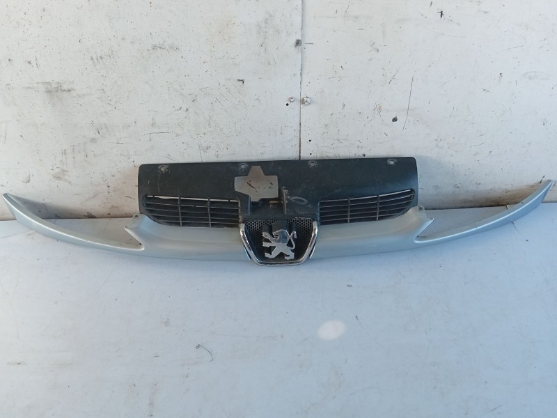 Recambio de moldura para peugeot 206 hatchback (2a/c) 1.4 hdi eco 70 referencia OEM IAM   