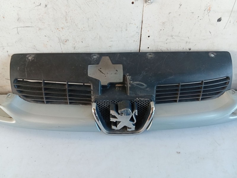 Recambio de moldura para peugeot 206 hatchback (2a/c) 1.4 hdi eco 70 referencia OEM IAM   