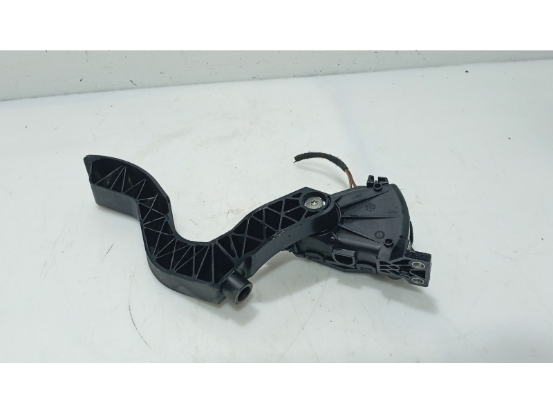 Recambio de potenciometro pedal para skoda superb i (3u4) 2.0 tdi referencia OEM IAM   