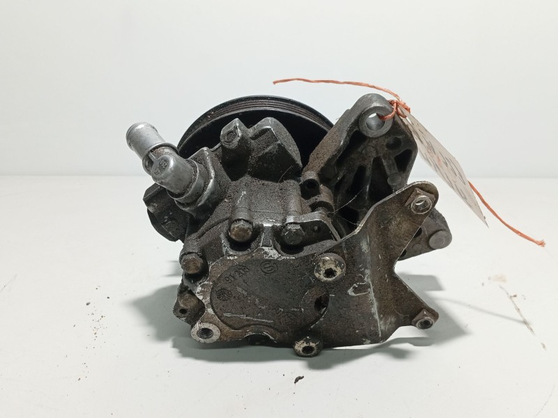 Recambio de bomba direccion para opel omega b elegance berlina referencia OEM IAM 9266006  