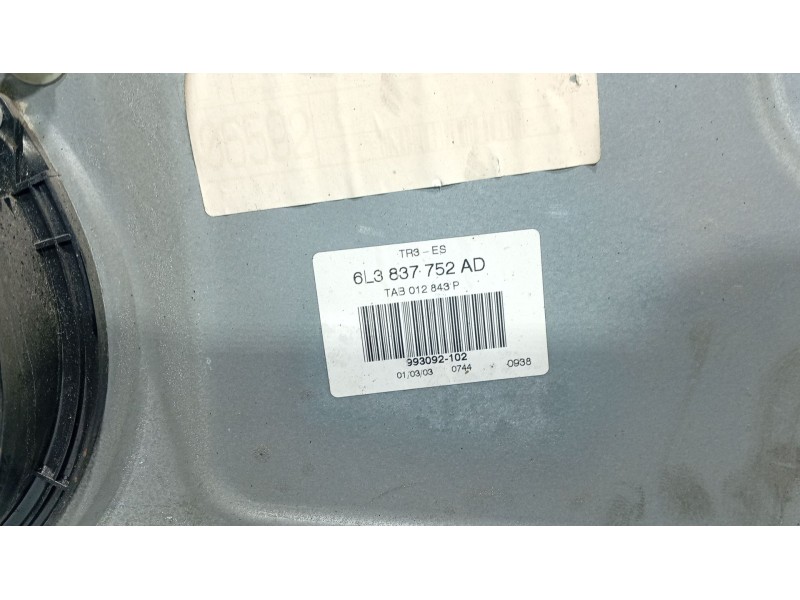 Recambio de elevalunas delantero derecho para seat ibiza iii (6l1) 1.4 tdi referencia OEM IAM 6L3837462  