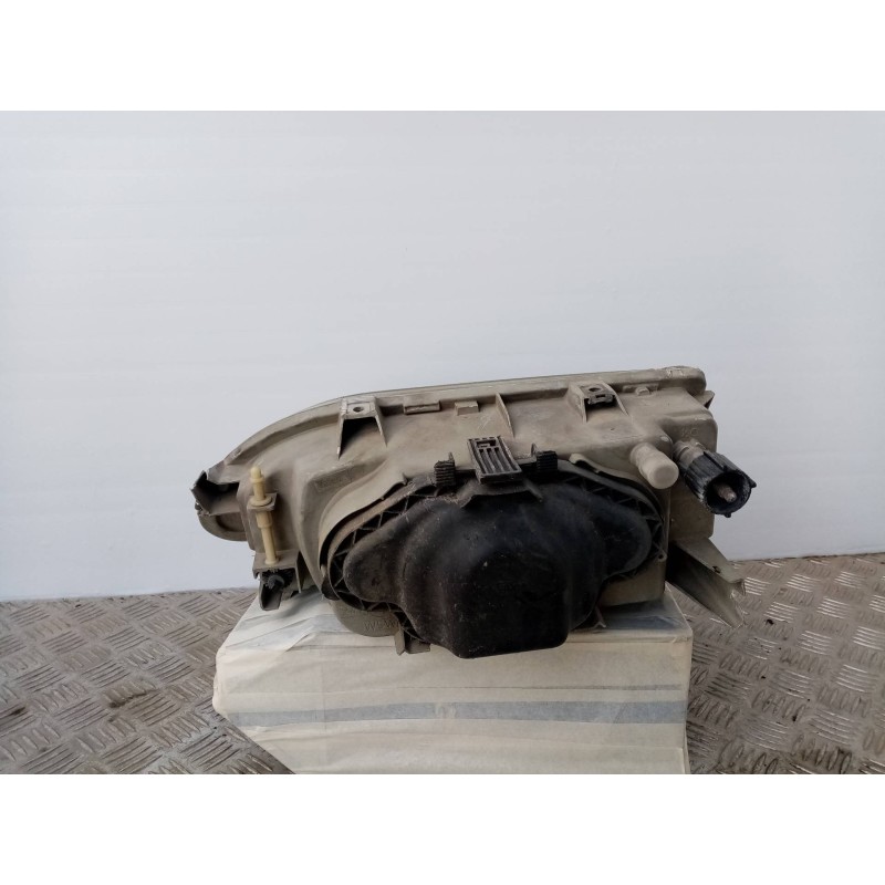Recambio de faro derecho para renault 19 (b/c/l53) r 19 b53    |   ... | 0 | 57,5 kw 77cv referencia OEM IAM    Recambio de faro derecho para renault 19 (b/c/l53) r 19 b53    |   ... | 0 | 57,5 kw 77cv referencia OEM IAM