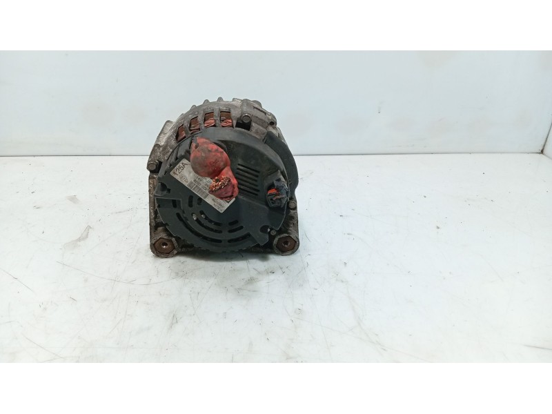 Recambio de alternador para nissan almera ii hatchback (n16) 1.5 dci referencia OEM IAM   