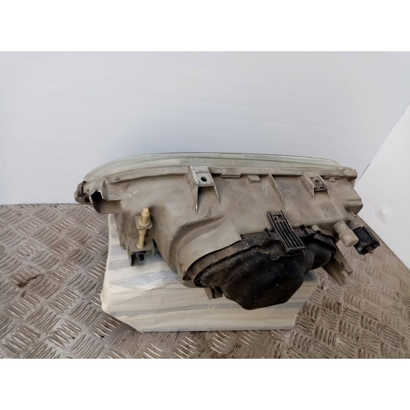 Recambio de faro derecho para renault 19 (b/c/l53) r 19 b53    |   ... | 0 | 57,5 kw 77cv referencia OEM IAM    Recambio de faro derecho para renault 19 (b/c/l53) r 19 b53    |   ... | 0 | 57,5 kw 77cv referencia OEM IAM