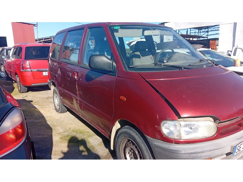 nissan serena (c23) del año 1996