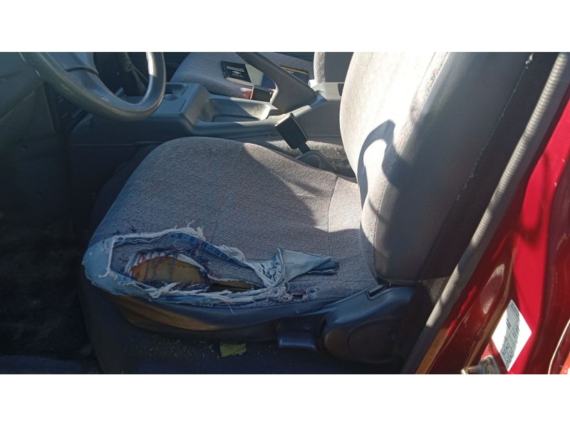 nissan serena (c23) del año 1996