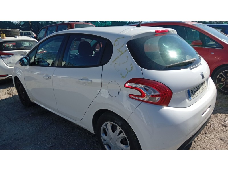 peugeot 208 i (ca_, cc_) del año 2014