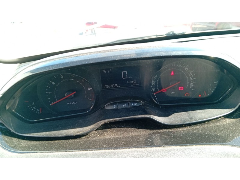 peugeot 208 i (ca_, cc_) del año 2014