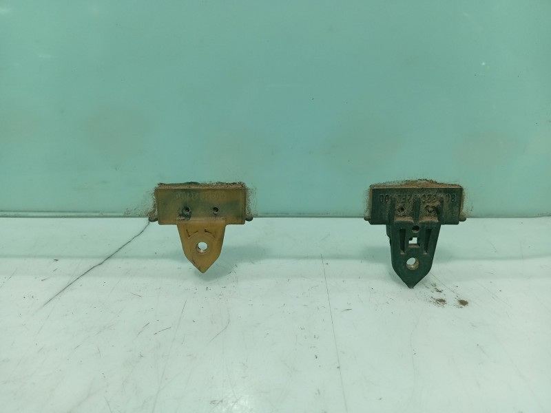 Recambio de luna trasera izquierda para nissan primera hatchback (p11) 1.6 16v referencia OEM IAM 82301AV600  