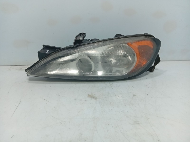 Recambio de faro izquierdo para nissan primera hatchback (p11) 1.6 16v referencia OEM IAM 26060AU80B  