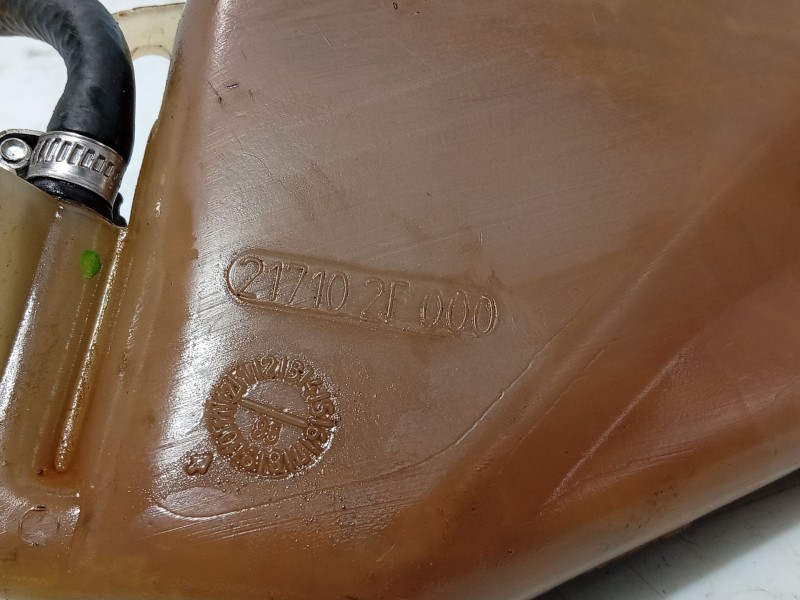 Recambio de deposito expansion para nissan primera hatchback (p11) 1.6 16v referencia OEM IAM 217114U00A  