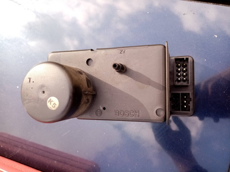 Recambio de centralita cierre para » otros... » sin identificar | 0 referencia OEM IAM 2028001048 0132006344 