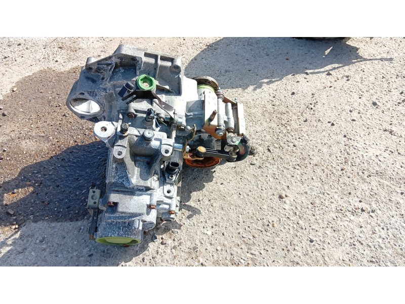 Recambio de caja cambios para volkswagen golf iv (1j1) 1.6 referencia OEM IAM DUU  