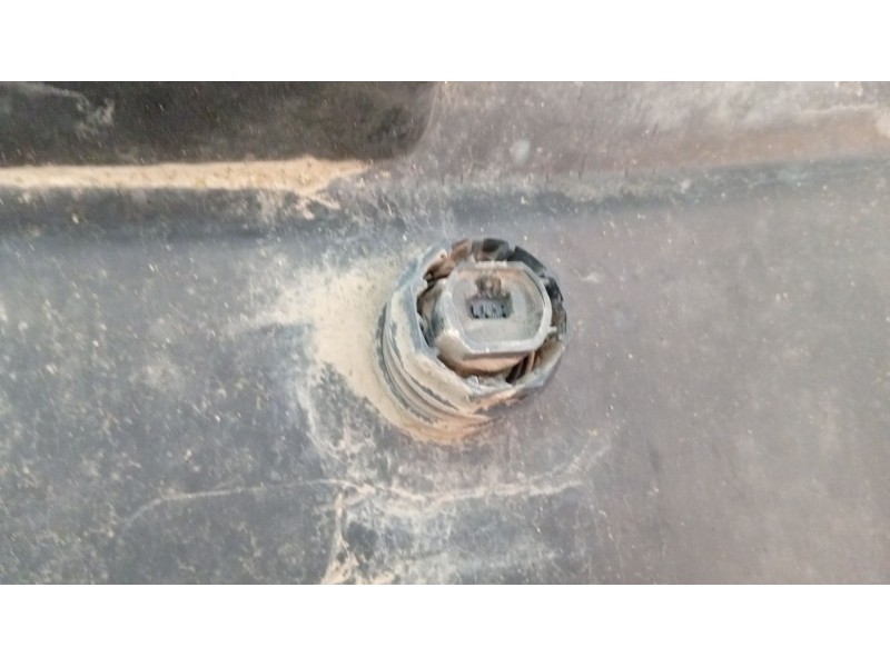 Recambio de paragolpes trasero para ssangyong rodius i 2.7 xdi referencia OEM IAM 7881A21000X  