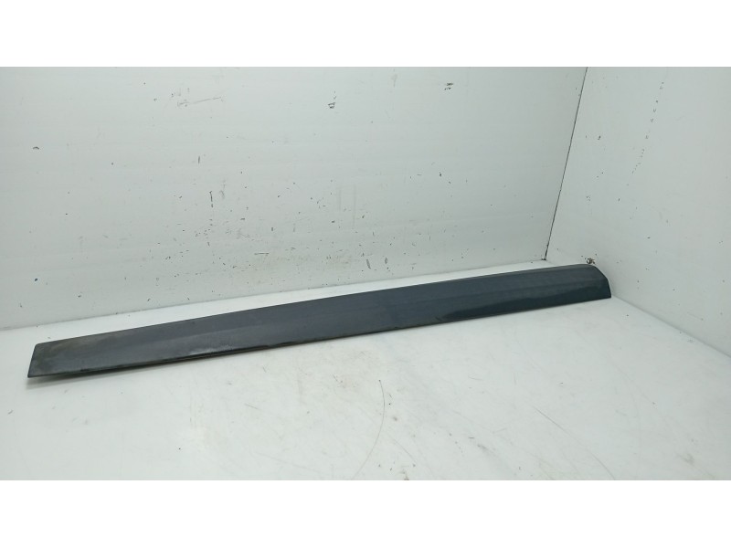 Recambio de moldura para renault megane iii hatchback (bz0/1_, b3_) 1.5 dci referencia OEM IAM   