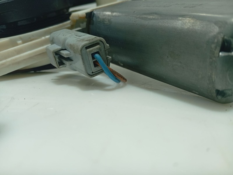 Recambio de motor elevalunas delantero izquierdo para peugeot 307 (3a/c) 1.6 16v referencia OEM IAM   