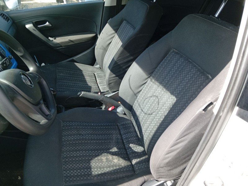 volkswagen polo v (6r1, 6c1) del año 2015