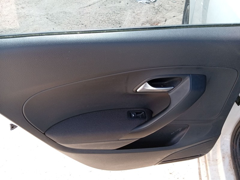 volkswagen polo v (6r1, 6c1) del año 2015