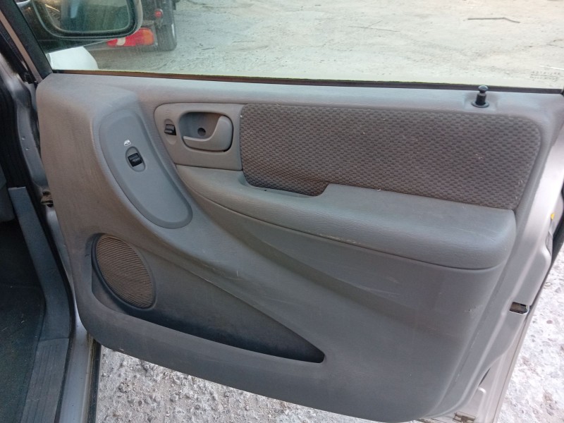 chrysler voyager iv (rg, rs) del año 2004