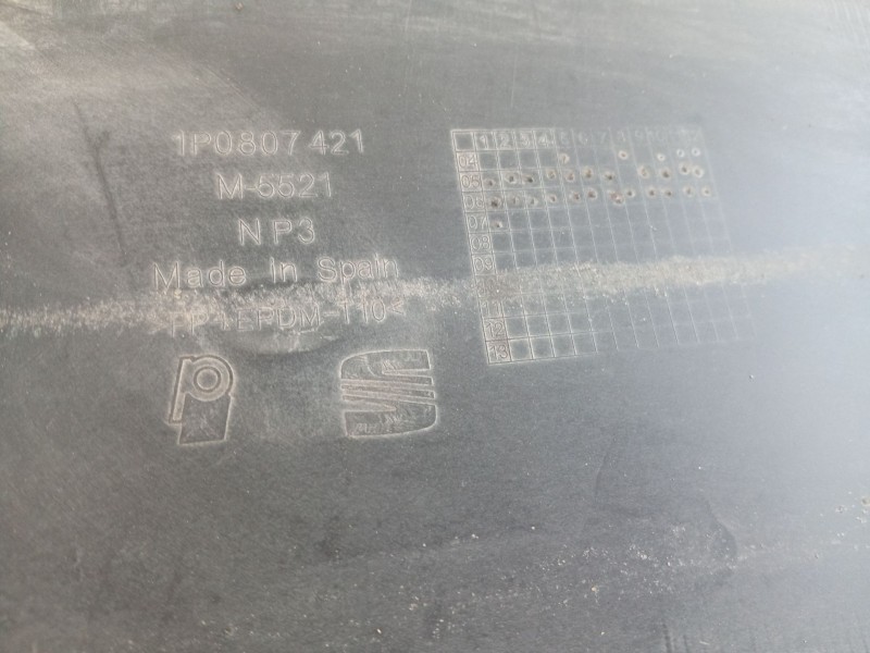 Recambio de paragolpes trasero para seat leon (1p1) 2.0 tdi 16v referencia OEM IAM 1P0807421GRU  