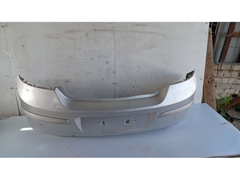 Recambio de paragolpes trasero para opel astra h (a04) 1.7 cdti (l48) referencia OEM IAM 24460353  