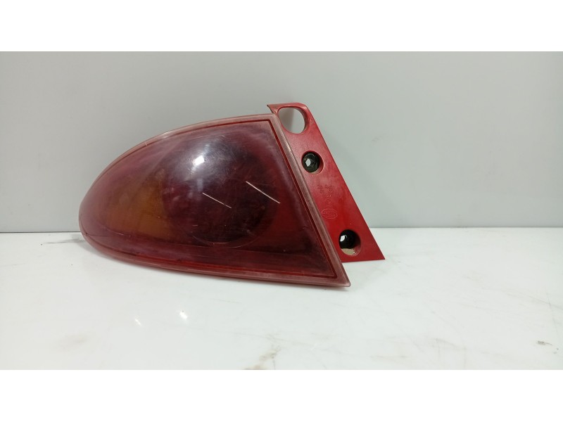 Recambio de piloto trasero izquierdo para seat leon (1p1) 2.0 tdi 16v referencia OEM IAM 1P0945111C  